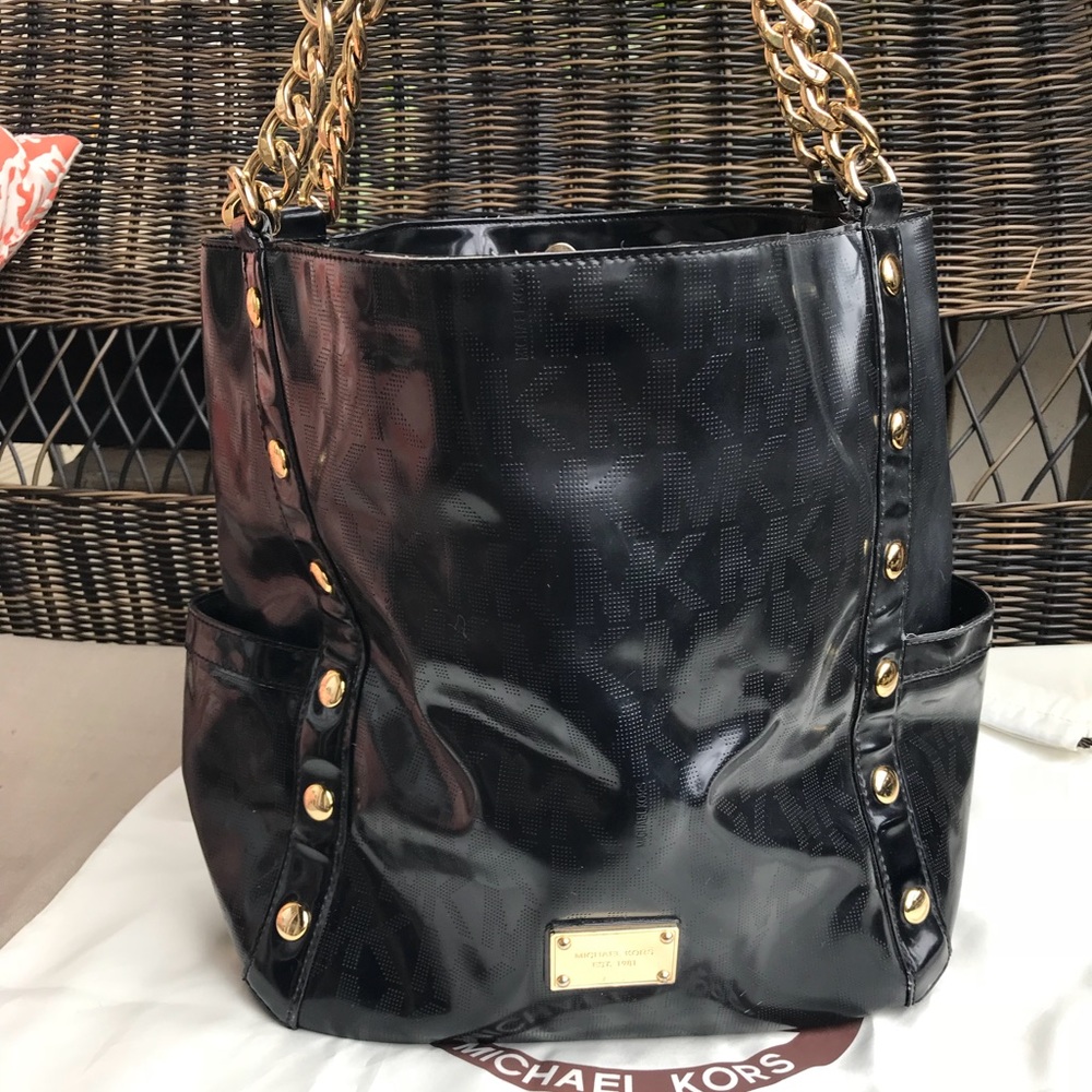 Micheal Kors Delancy Large Patent Leather Tote
